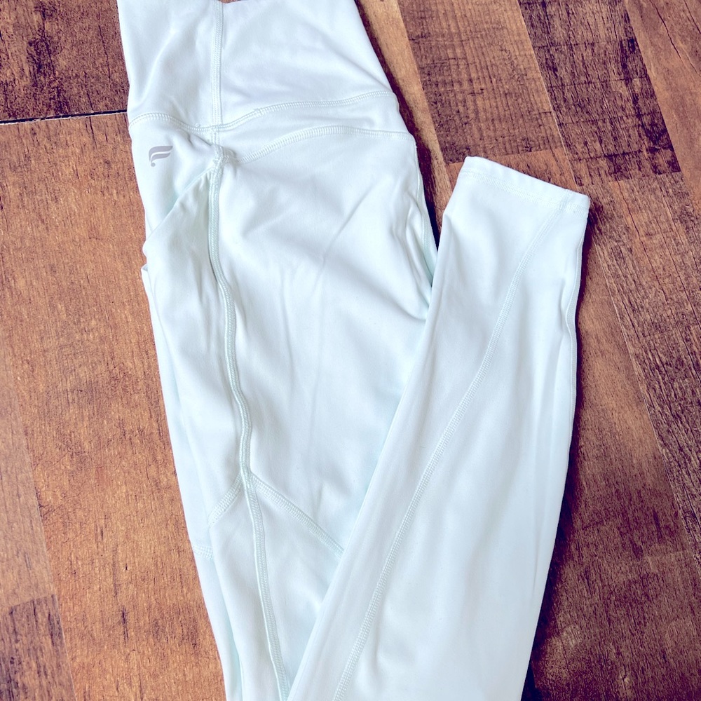 Fabletics Luxe Leggings- size medium.